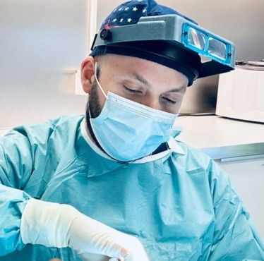 How is FUT hair surgery performed?